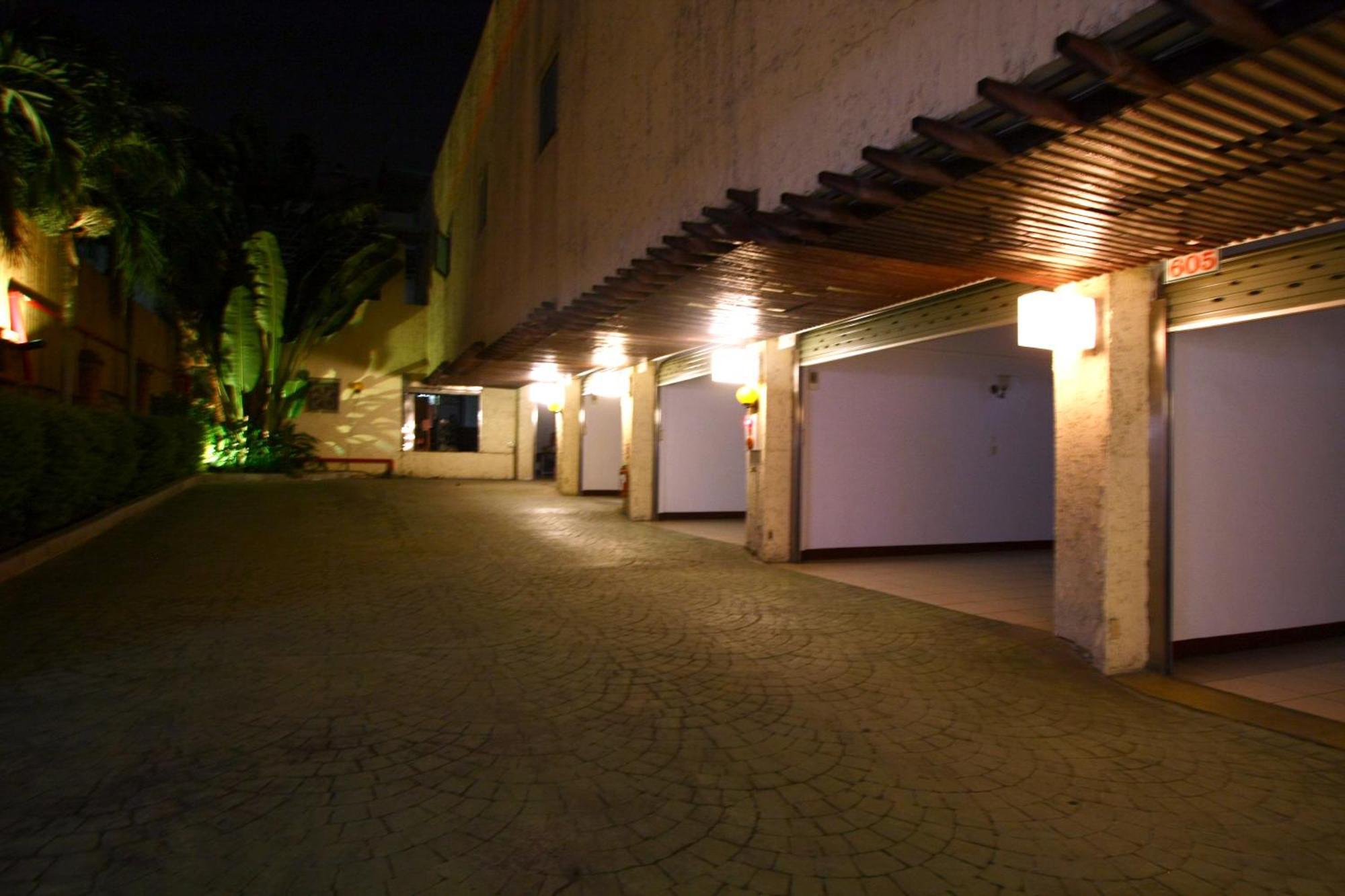 Wen Mei Motel Nantou Buitenkant foto